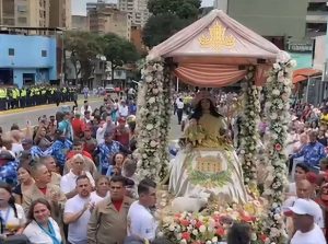 Los caraqueños también celebraron a la Divina Pastora