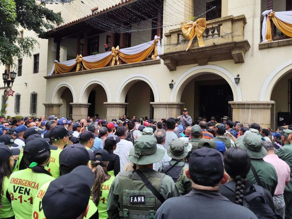 Merideños exigen a Trump que debe devolver al presidente Maduro