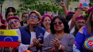 Mujeres marchan hoy en apoyo a la primera dama Cilia Flores y al presidente Maduro