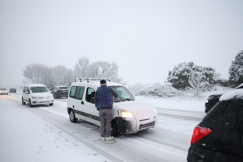 cortes totales, uso obligatorio de cadenas y prohibición de acceso para camiones