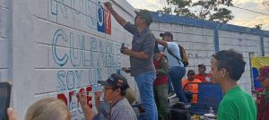 Palavecinenses expresan su voz en murales en apoyo a Maduro