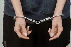 Presas 2 mujeres por ingresar droga a un penal