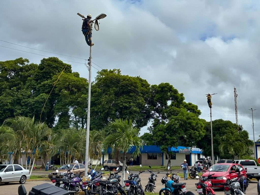 Refuerzan seguridad y mejoran iluminación en el hospital de Tucupita