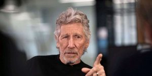 Roger Waters denuncia la agresión militar estadounidense y reafirma su respaldo al pueblo de Venezuela