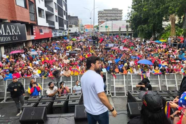 Trujillo y Monagas piden liberación del presidente Maduro y Flores