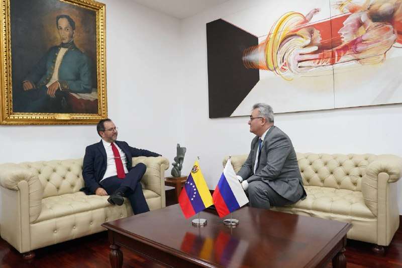 Venezuela y Rusia continúan trabajando la agenda de cooperación