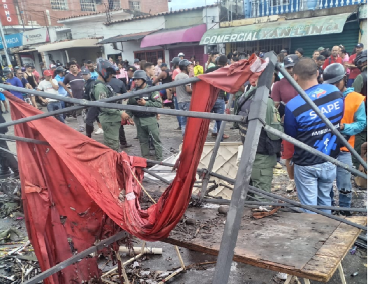 Fuerte explosión en venta de fuegos artificiales sacude a Yararacuy este 31 de diciembre
