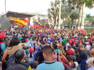 Yaracuyanos se movilizan para exigir el regreso del presidente Maduro