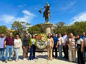 Zulia y Monagas reconocieron labor de los maestros