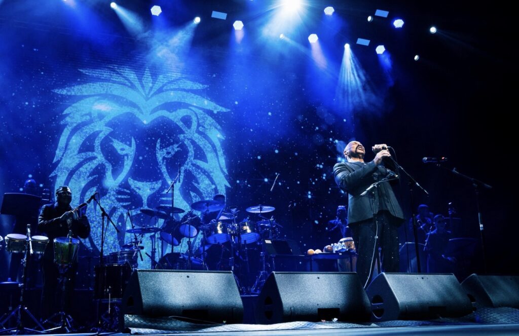 Sold Out y gira global confirmada