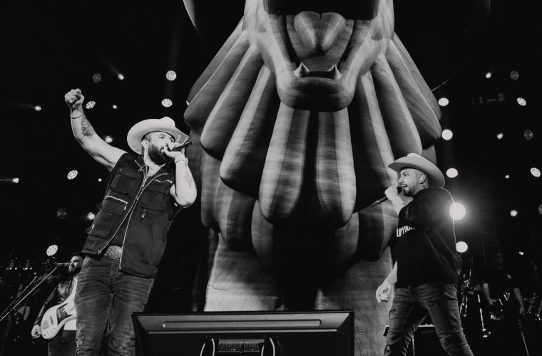 Jean Piero y Carín León fusionan vallenato y regional mexicano en "Invierno Pasado"