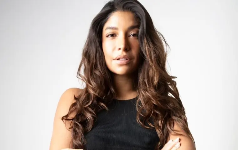 María Antonieta Hidalgo brilla en México como coprotagonista de “El Mochaorejas” en ViX Premium