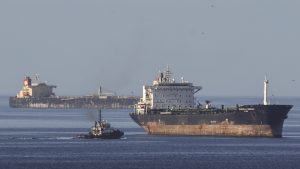 Refinerías de Venezuela aumentan procesamiento al 35% de capacidad