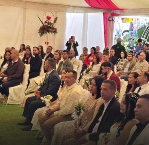 25 parejas de Guaicaipuro contrajeron matrimonio en jornada colectiva