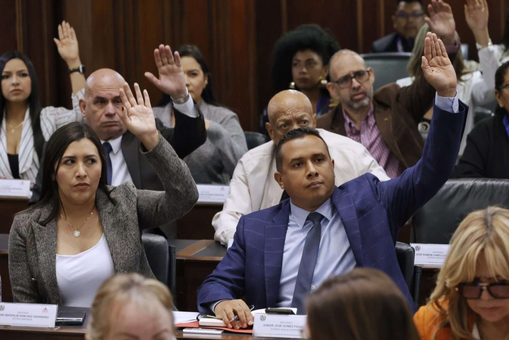 AN aprueba nombramiento de María Uzzo como embajadora en Italia