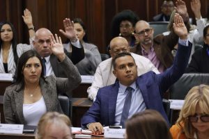 AN aprueba nombramiento de María Uzzo como embajadora en Italia