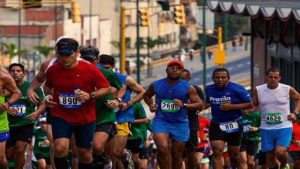 Alegría, salud y energía en maratón 5K de Carnavales Turísticos en Caracas