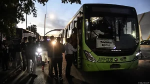 Apagón dejó a oscuras a más de la mitad de República Dominicana