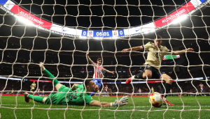 El Atlético de Madrid humilló al Barcelona 4-0 y acaricia la final de la Copa del Rey