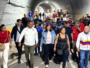 Avanzan obras en el corredor vía La Guaira