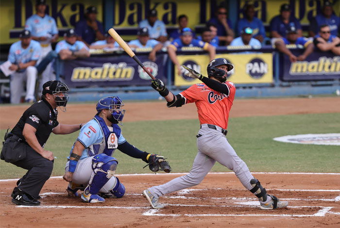 Caribes de Anzoátegui derrotó a Navegantes del Magallanes y pone la serie 2 a 3