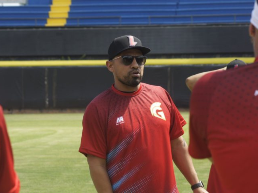 César Izturis dirigirá a Venezuela en la SDA