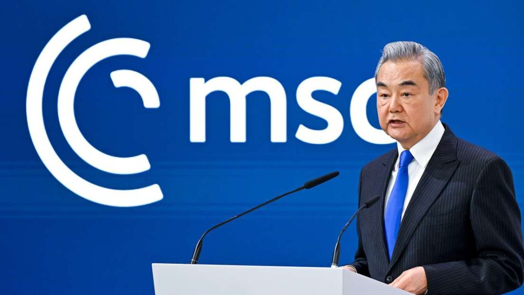 China invita a Europa a pensar un mundo multipolar en Conferencia de Seguridad
