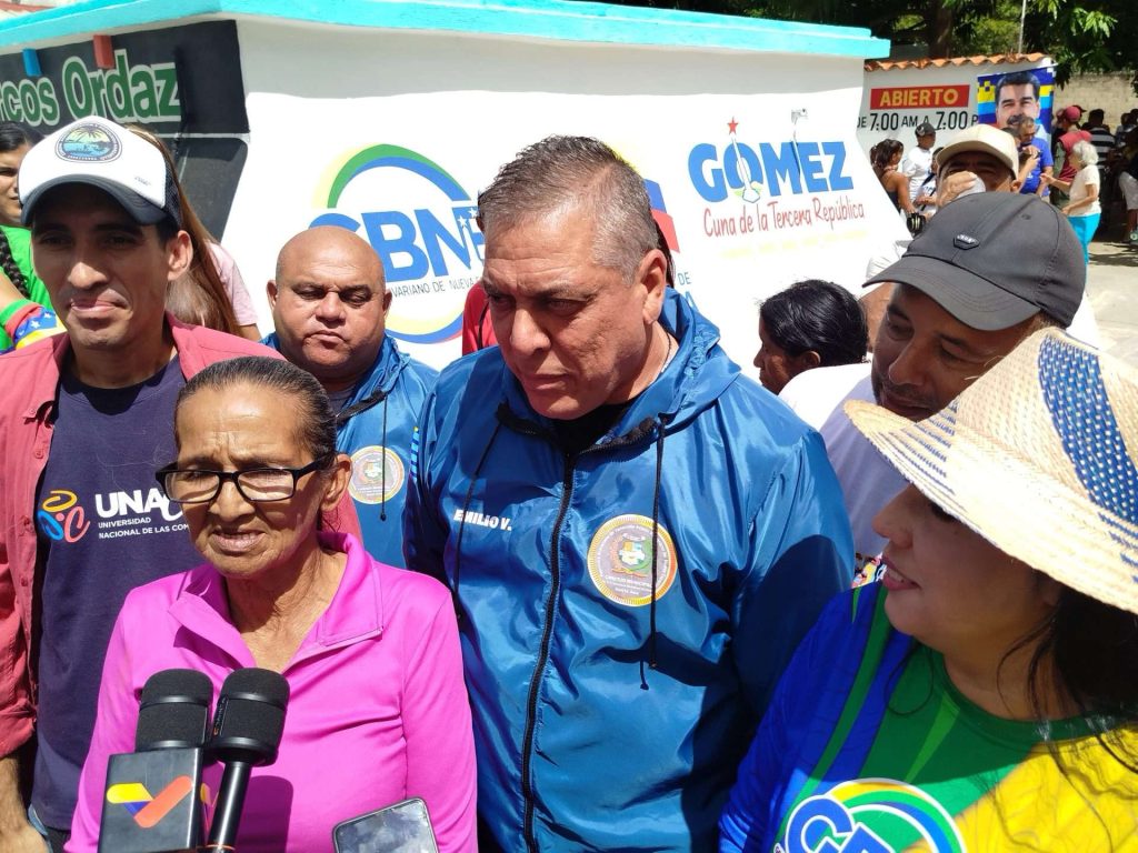 Comunidad de Tacarigua recupera histórico tanque de agua 