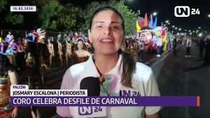 Coro celebra su tradicional desfile de carnaval