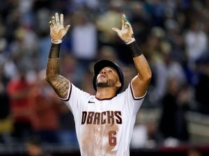 David Peralta anuncia su retiro tras 11 temporadas