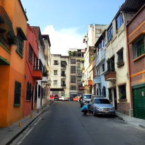 Denunció a su exesposo por agredir a su hijo en la calle