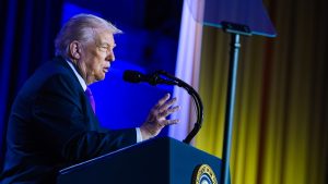 "El petróleo está empezando a fluir"