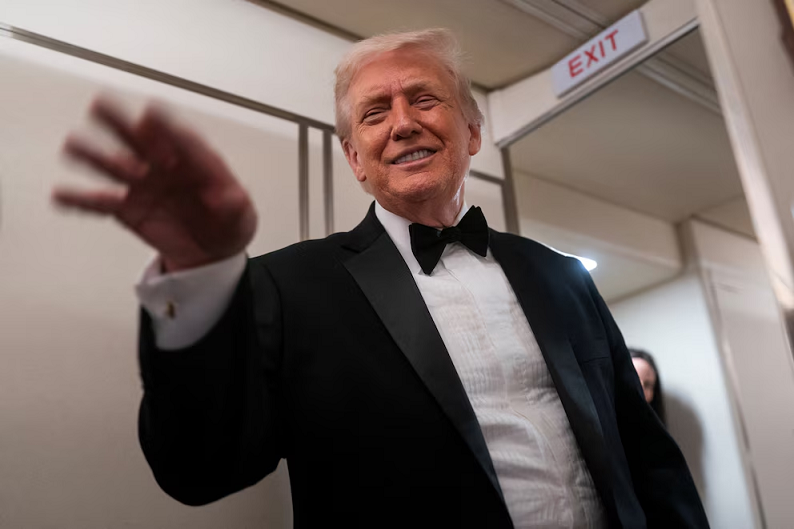 Donald Trump anunció un acuerdo con India para comprar petróleo de Venezuela y apartó a Irán de la negociación