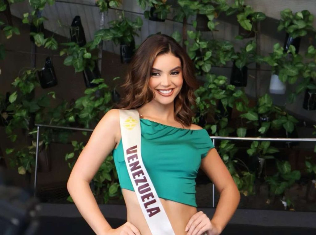 Emely Barile sigue brillando en certamen Reina Hispanoamericana