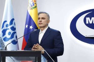 Fiscal Saab apoya a Delcy Rodríguez en propuesta de justicia penal alternativa