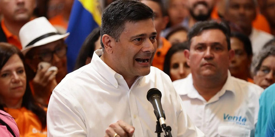 Freddy Superlano anunció su excarcelación