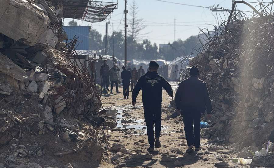 Fuerzas israelíes asesinan a dos palestinos en la Franja de Gaza