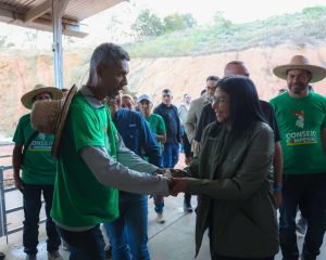 Gobierno nacional ha entregado 5.322 títulos de tierra al pueblo campesino