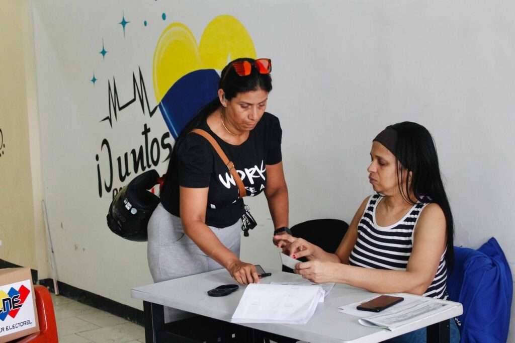 Inicia formación de miembros de mesa para la Consulta Popular del 8M