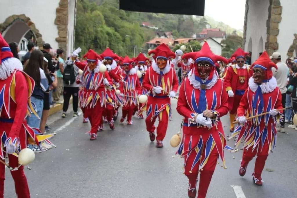 La Colonia Tovar deslumbra a miles de visitantes en estos Carnavales
