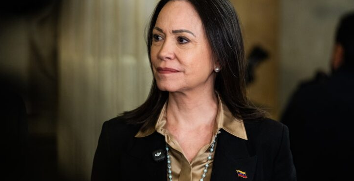 María Corina Machado dice que las elecciones 'con votación manual' se podrían hacer en nueve o diez meses