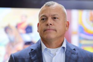 Ministro de Transporte asume la presidencia de Metrobús