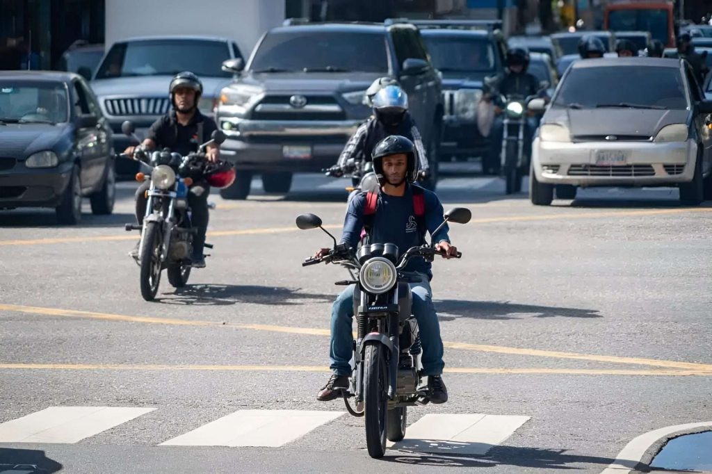 Motorizados cuentan con regulación municipal