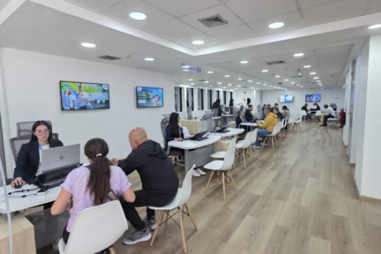 Movistar supera los 10 millones de clientes e implanta nuevo modelo de atención integral