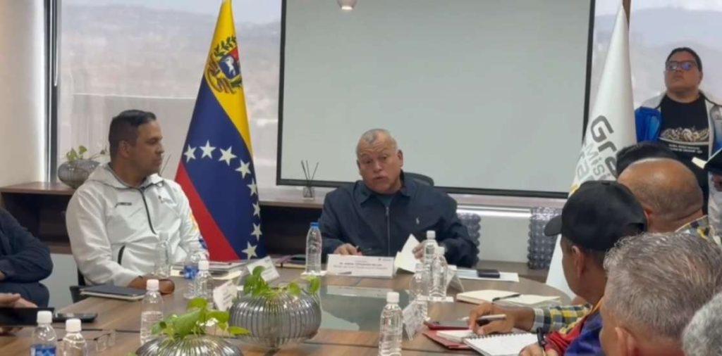 Órgano Superior de Transporte evalúa hoja de ruta para optimizar servicio