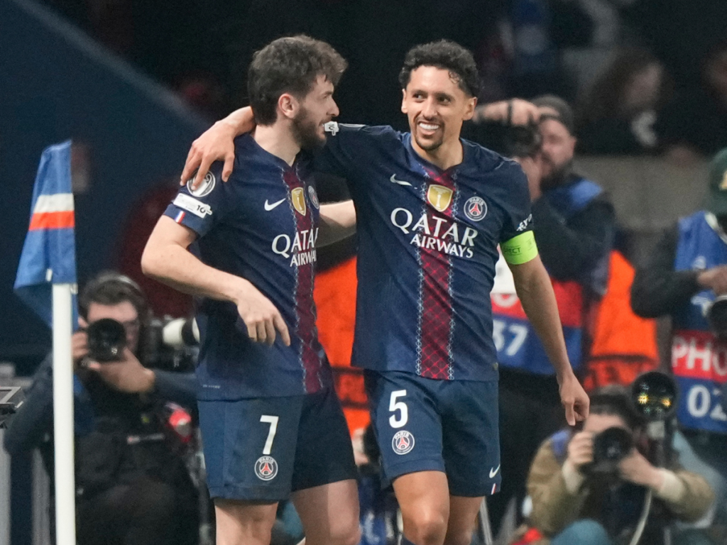 PSG avanza a los octavos de final tras luchado encuentro