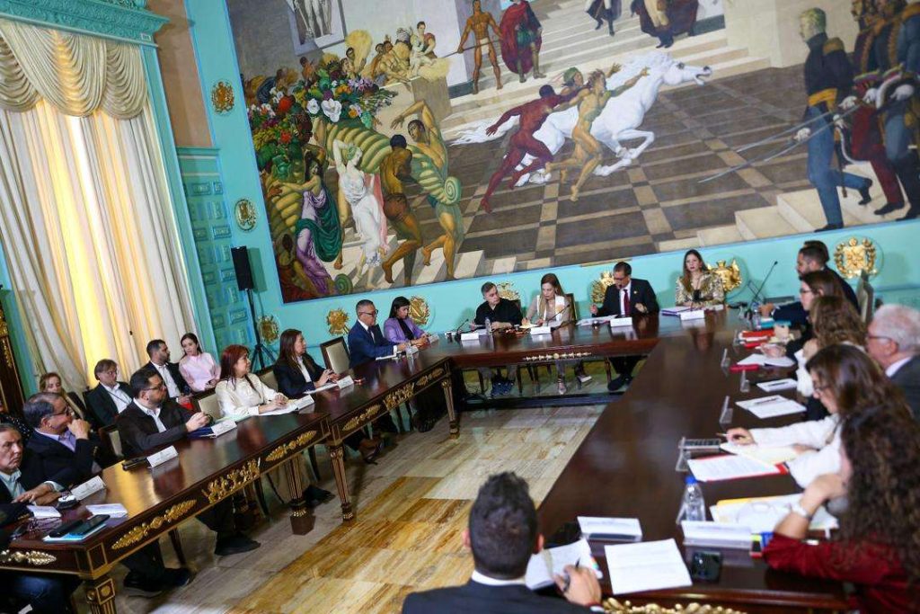 Poderes Públicos presentan aportes para construcción de Ley de Amnistía