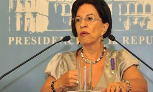 Presidenta (E) Delcy Rodríguez lamenta fallecimiento de Nora Uribe