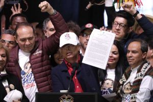 Presidente Petro incrementó en 23,7% el salario mínimo en Colombia