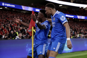 Borussia Dortmund y PSG ganaron